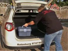 Taxi, Connys Taxi, Lauenburg, Ratzeburg, Mölln, Taxiunternehmen, Dialyse- und Krankenfahrten, Flughafentransfer, Weitere Fahrten, Siemensweg 7, 23879 Mölln