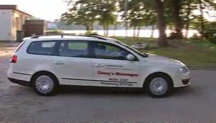 Taxi, Connys Taxi, Lauenburg, Ratzeburg, Mölln, Taxiunternehmen, Dialyse- und Krankenfahrten, Flughafentransfer, Weitere Fahrten, Siemensweg 7, 23879 Mölln